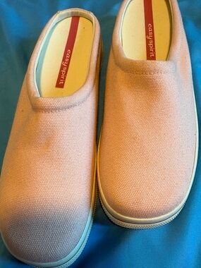 Easy Spirit Pink Slip-On Canvas Flats